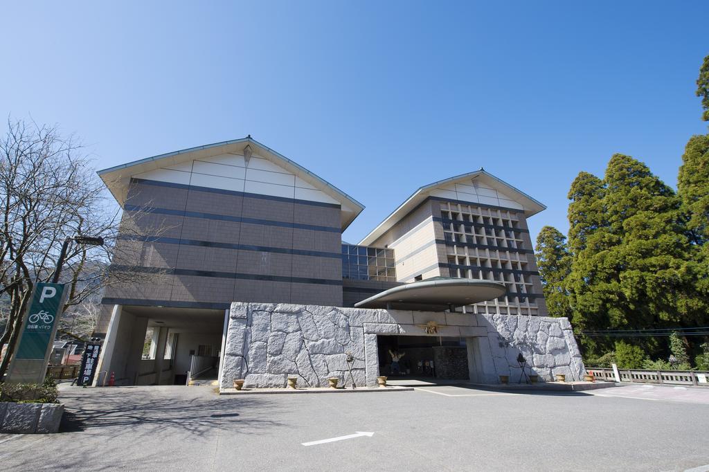 Kokumin Syukusya Hotel Takachiho Міядзакі Екстер'єр фото